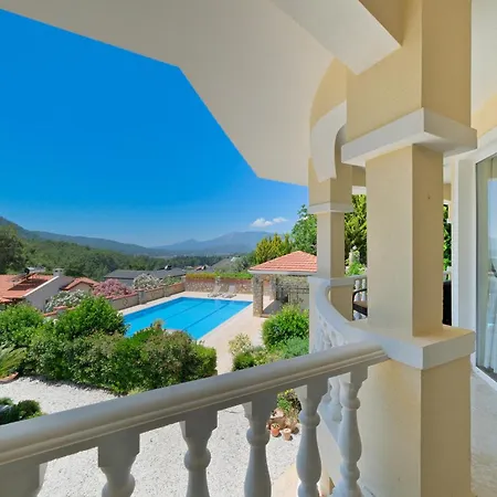 Private Pool With Garden & Forest View Villa *