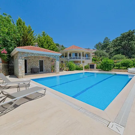Private Pool With Garden & Forest View Fethiye