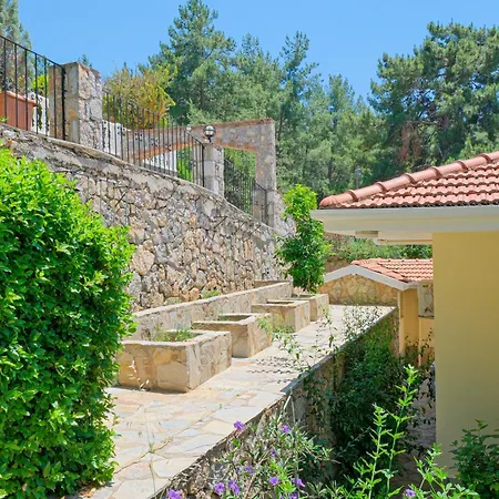 Private Pool With Garden & Forest View Fethiye