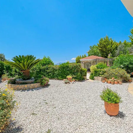 Villa Private Pool With Garden & Forest View